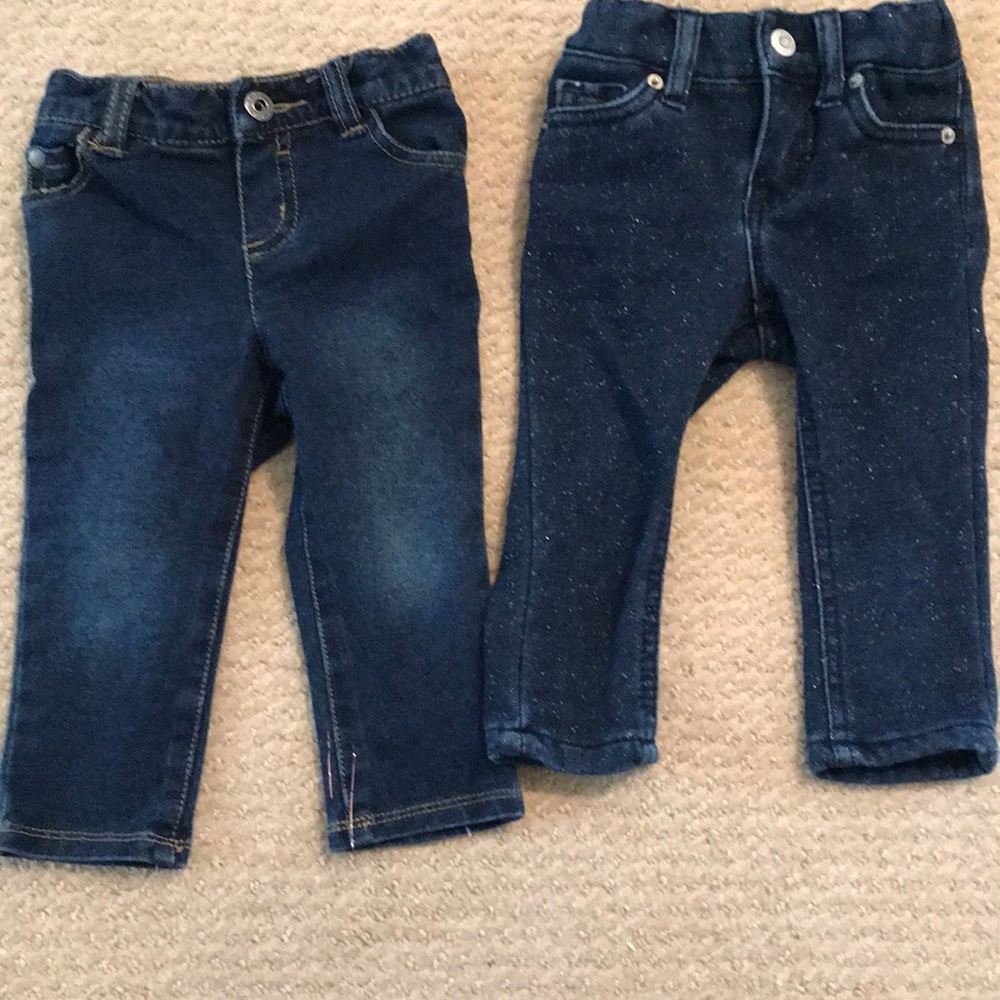 2 pairs of jeans